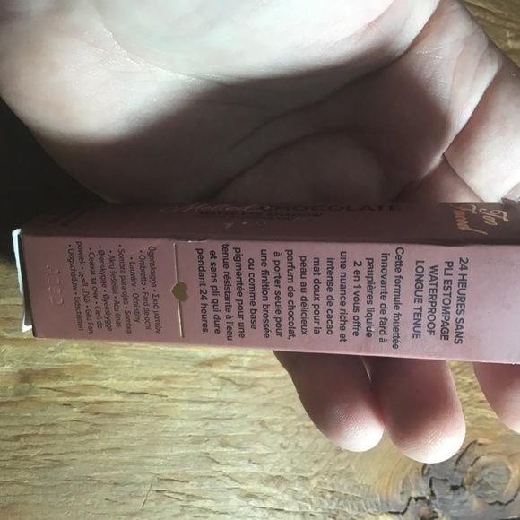 Too faced melted chocolate eyeshadow stick - Picture 4 of 9